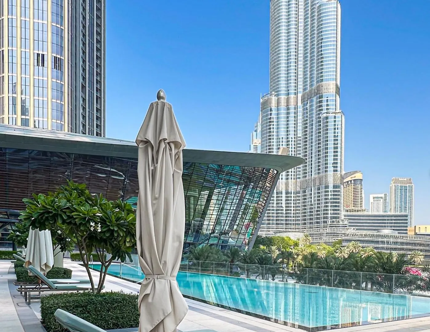 Grande Signature Burj Khalifa View By Bella Elite Homes Dubai