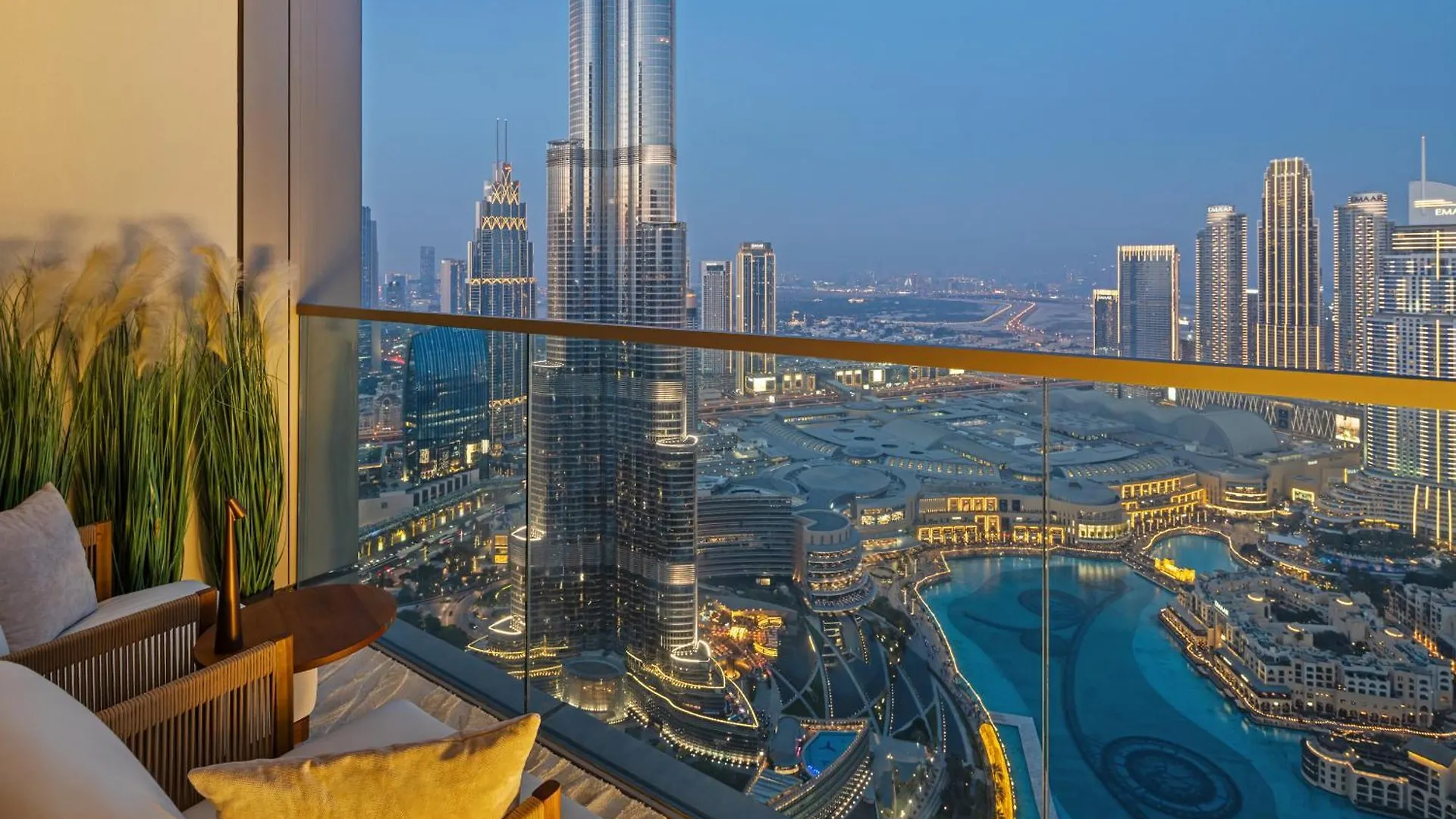 Grande Signature Burj Khalifa View By Bella Elite Homes Dubai