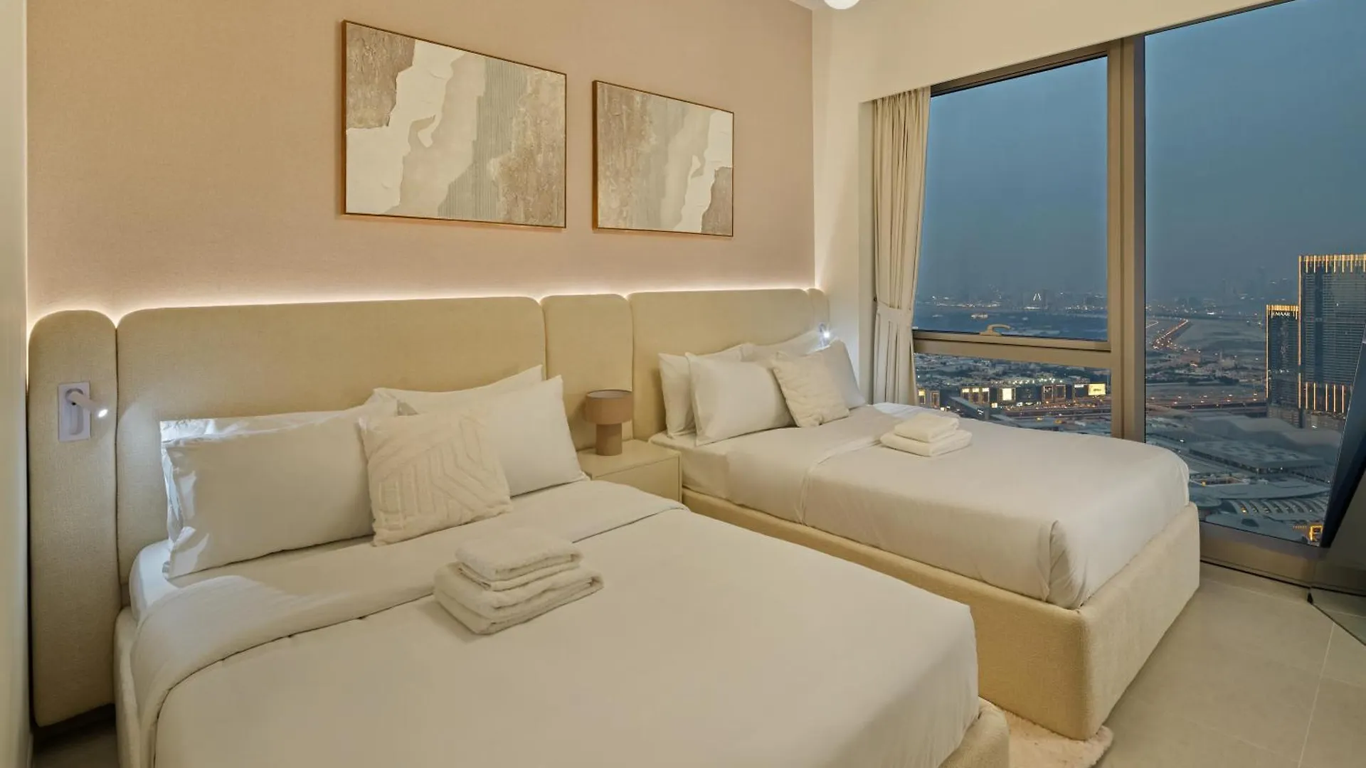 Grande Signature Burj Khalifa View By Bella Elite Homes Dubai Apartment