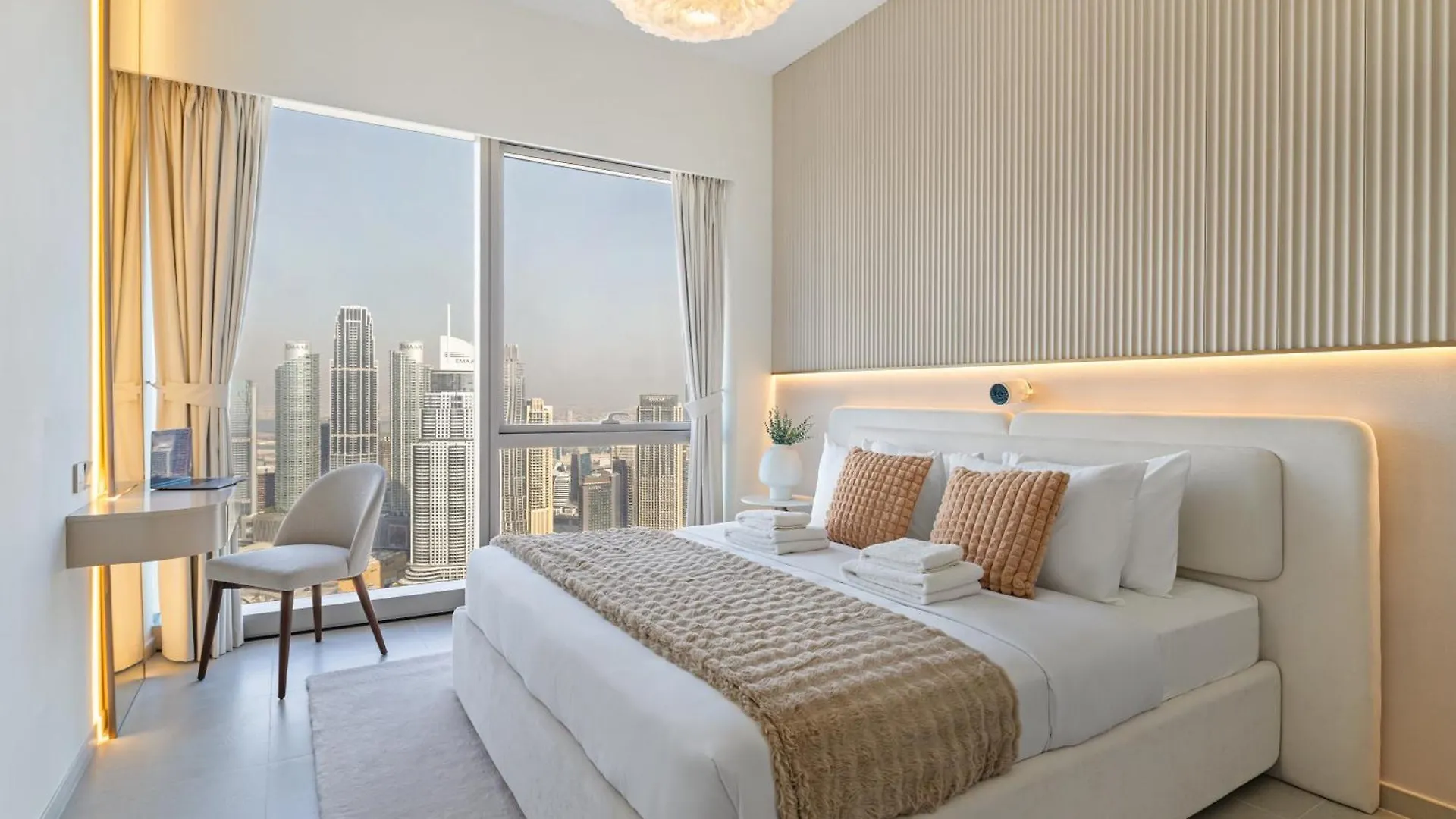 Grande Signature Burj Khalifa View By Bella Elite Homes Dubai United Arab Emirates